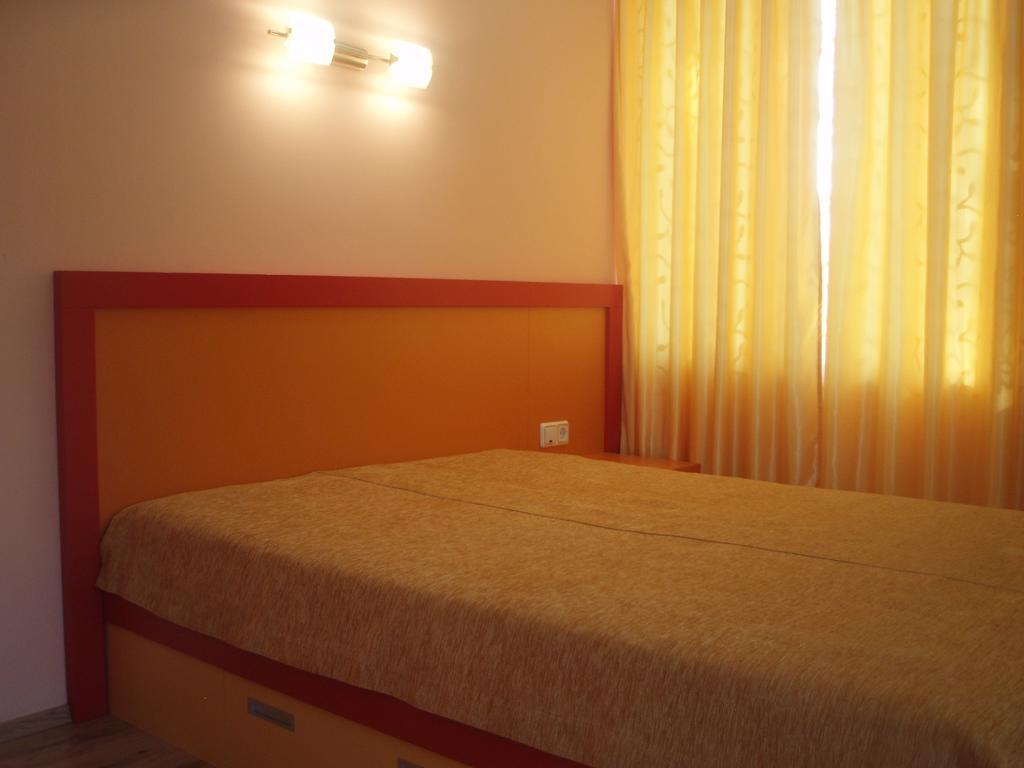 Mania Guest House Kalofer Rom bilde